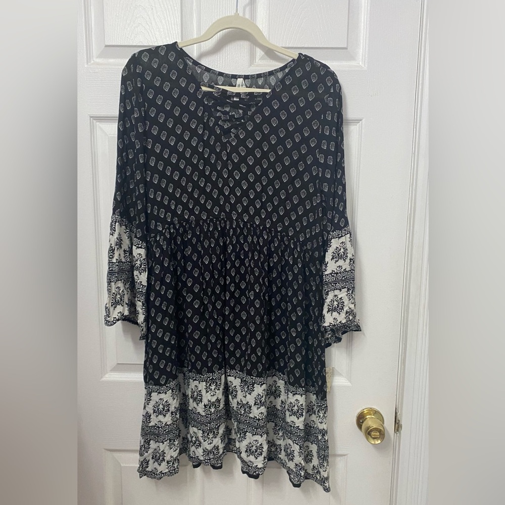 Mudd Black White Pattern Dress